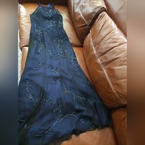 Cassandra Stone Blue Fully Beaded Size 8 Evening Gown $550 NWOT